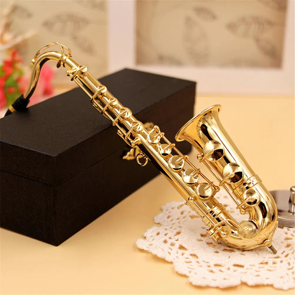 Mini saxofón modelo instrumento musical broche de cobre exhibición de decoración de escritorio en miniatura con caja + soporte 