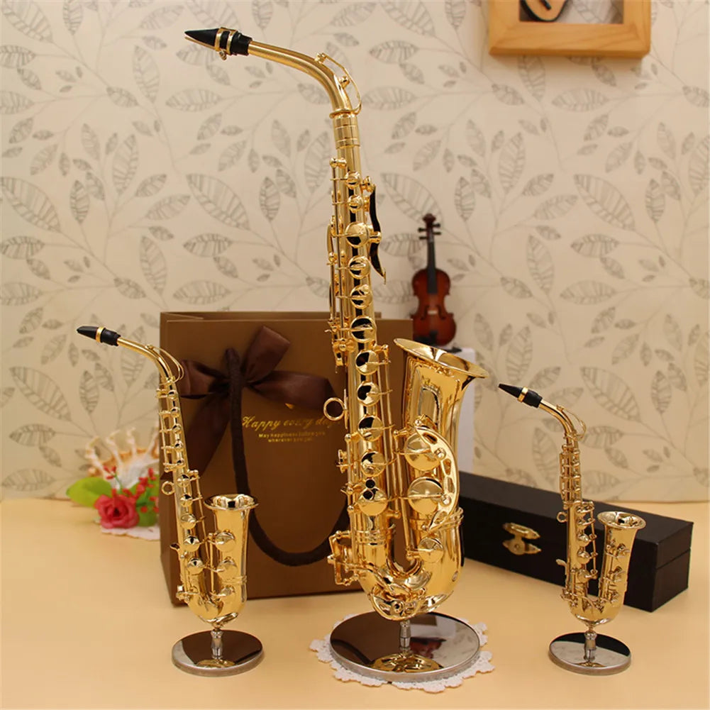 Mini saxofón modelo instrumento musical broche de cobre exhibición de decoración de escritorio en miniatura con caja + soporte 